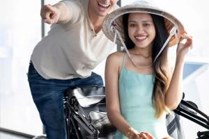 Chàng rể Đức cùng vợ Việt đi ăn giỗ, hạnh phúc khi thấy cảnh ở quê
