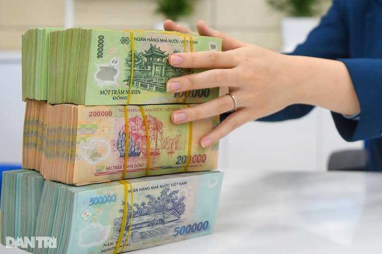 Thị trường bất động sản xuất hiện yếu tố khó, đại gia xây dựng đâm lo