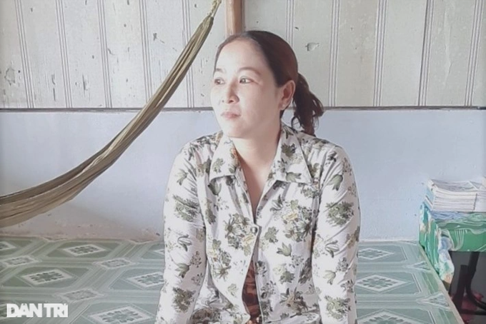 Con đậu đại học, dân hồi hương trở lại nơi từng chạy dịch để tìm việc