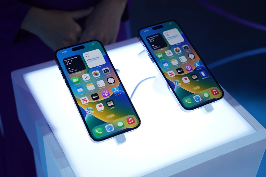 Giá iPhone 14 Pro Max tăng cao tại thị trường chợ đen