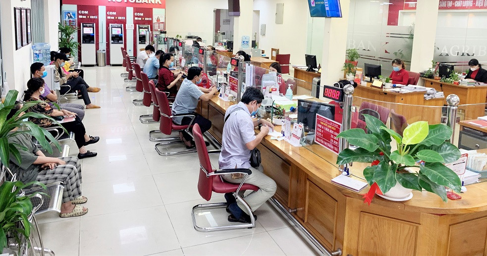 Lãi suất huy động và cho vay sẽ giảm trong nay mai?