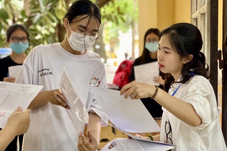 Bản tin 9/3: Một học sinh mắc loại bệnh nguy hiểm