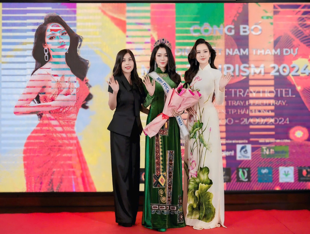 Người đẹp Tuyết Ngân thi Mrs Tourism tại Thái Lan