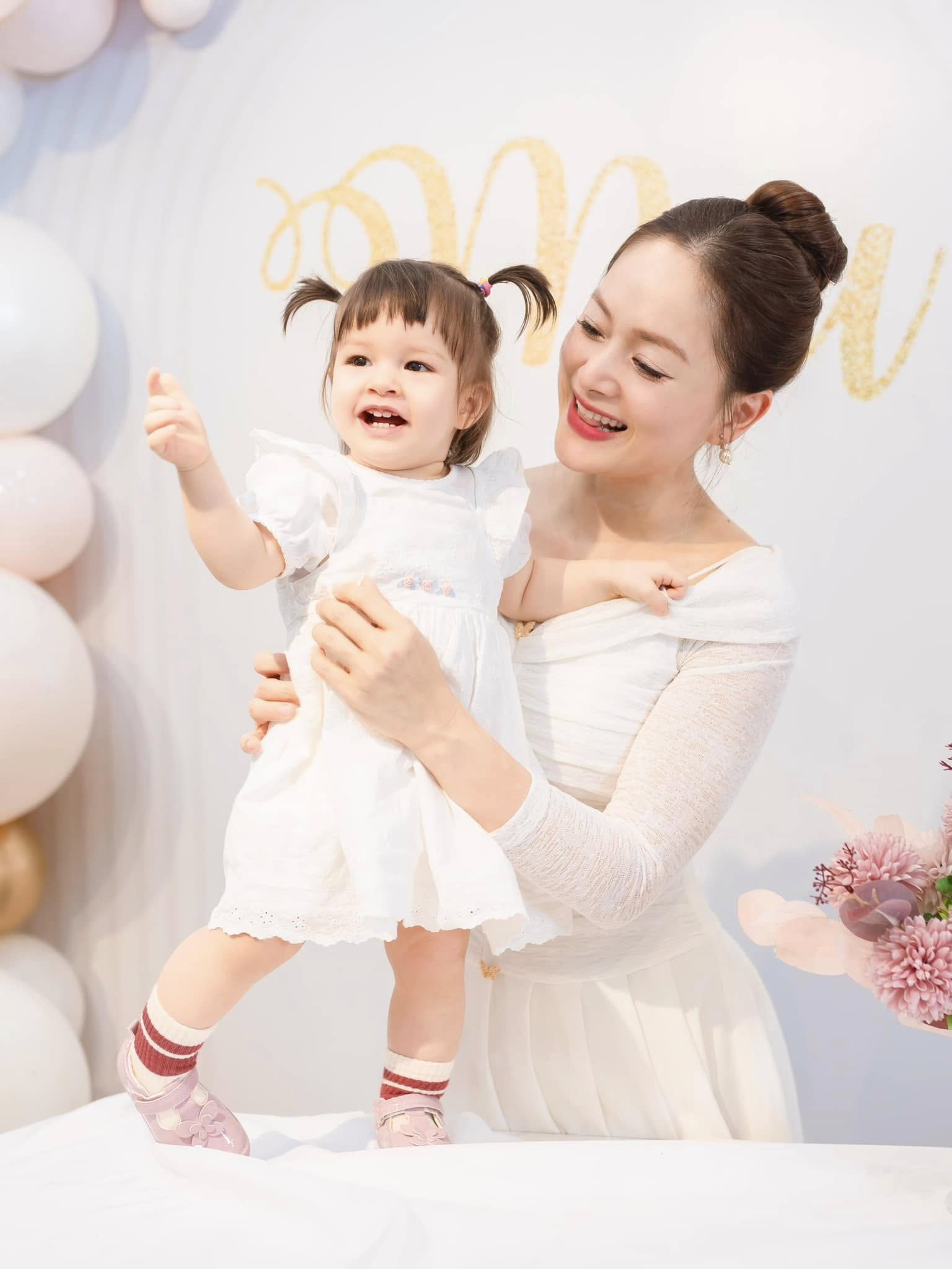 Lan Phương: Tôi trở thành phiên bản tốt hơn khi có con thứ hai